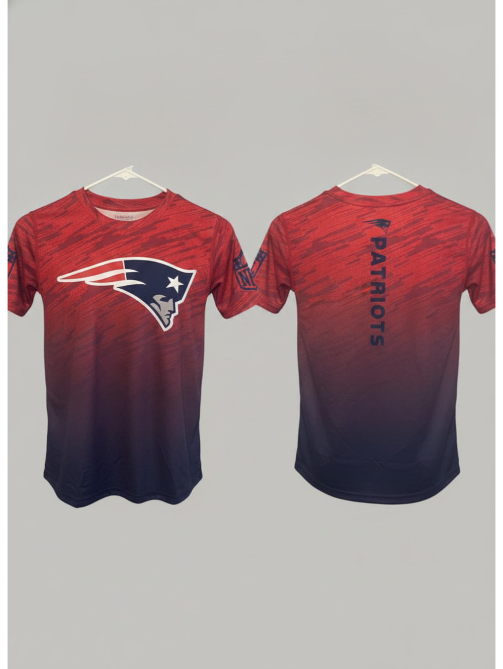 New England Patriots NFL Kids T-Shirt Size Small Red and Navy